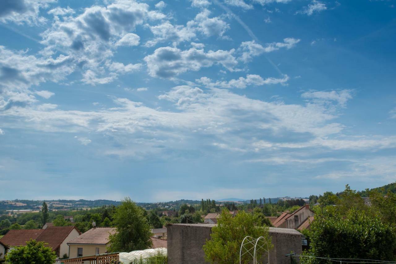 Le Feneau Maison D'Hotes Creuzier-le-Neuf Exteriör bild